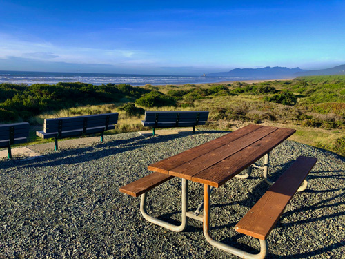 Picnic table on the hill at Barview Jetty Park.