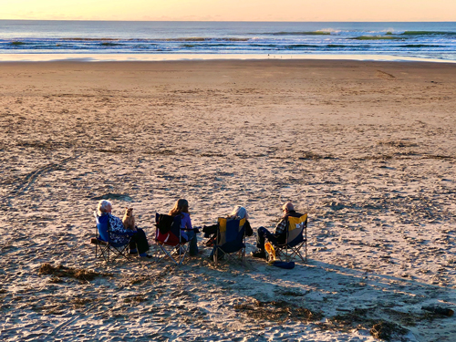 Waiting for the sunset. Thanksgiving Day on Rockaway Beach.