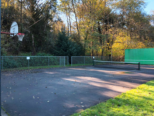 Manzanita City Park basketball court.