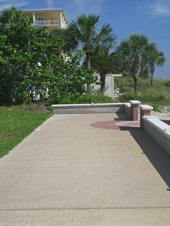 South end start of the Treasure Island Beach Trail.