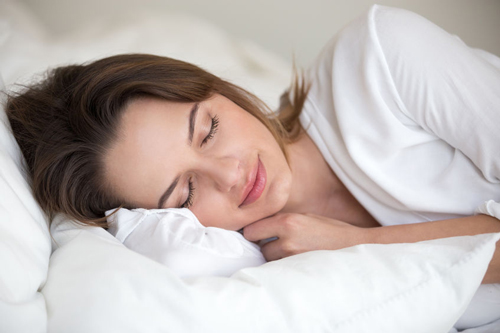 Women can reduce the risk of Alzheimer's by getting restful sleep.